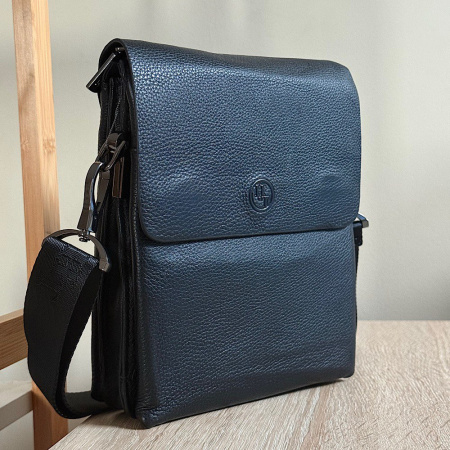 Сумка мужская из натуральной кожт HT B-HT22664 черная