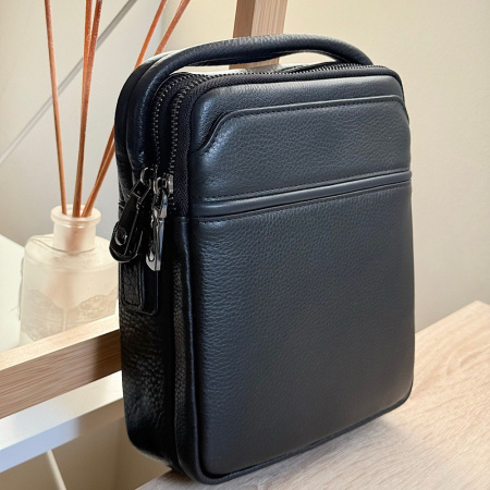 Мужская кожаная сумка через плечо HT 12659 черная 