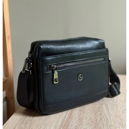 Сумка мужская через плечо из натурнальной кожи HT 28874 черная