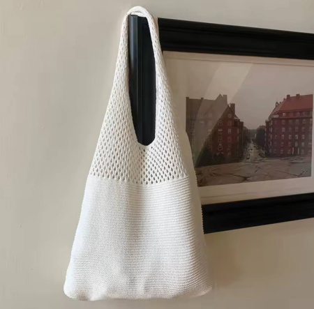 Женская вязанная сумка с двумя ручками TXT 28230 белая