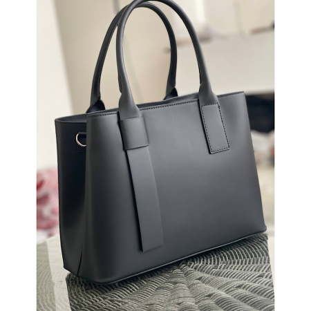 Сумка женская форматная из натуральной кожи Genuine leather 27565 черная